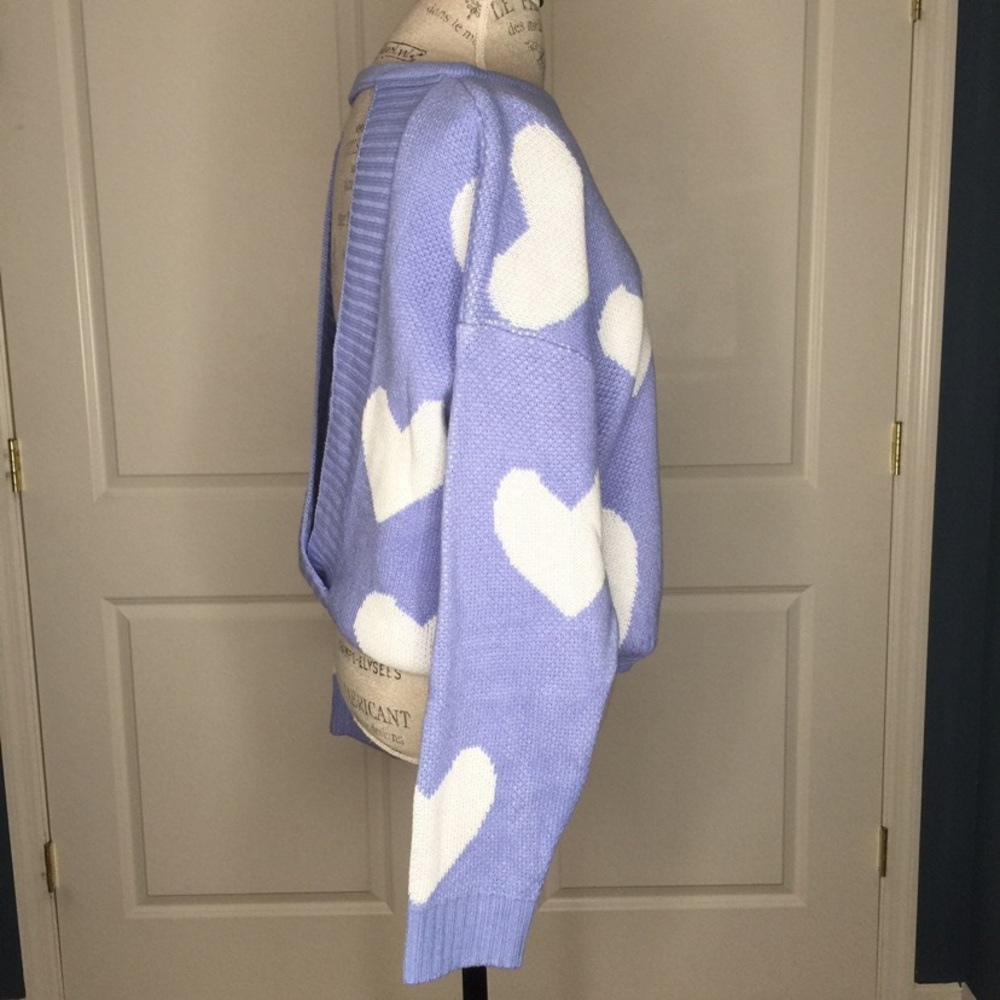 Lavendar S/M Sweater Open Back w/ White Hearts Reversible Plunge Top - Picture 5 of 5